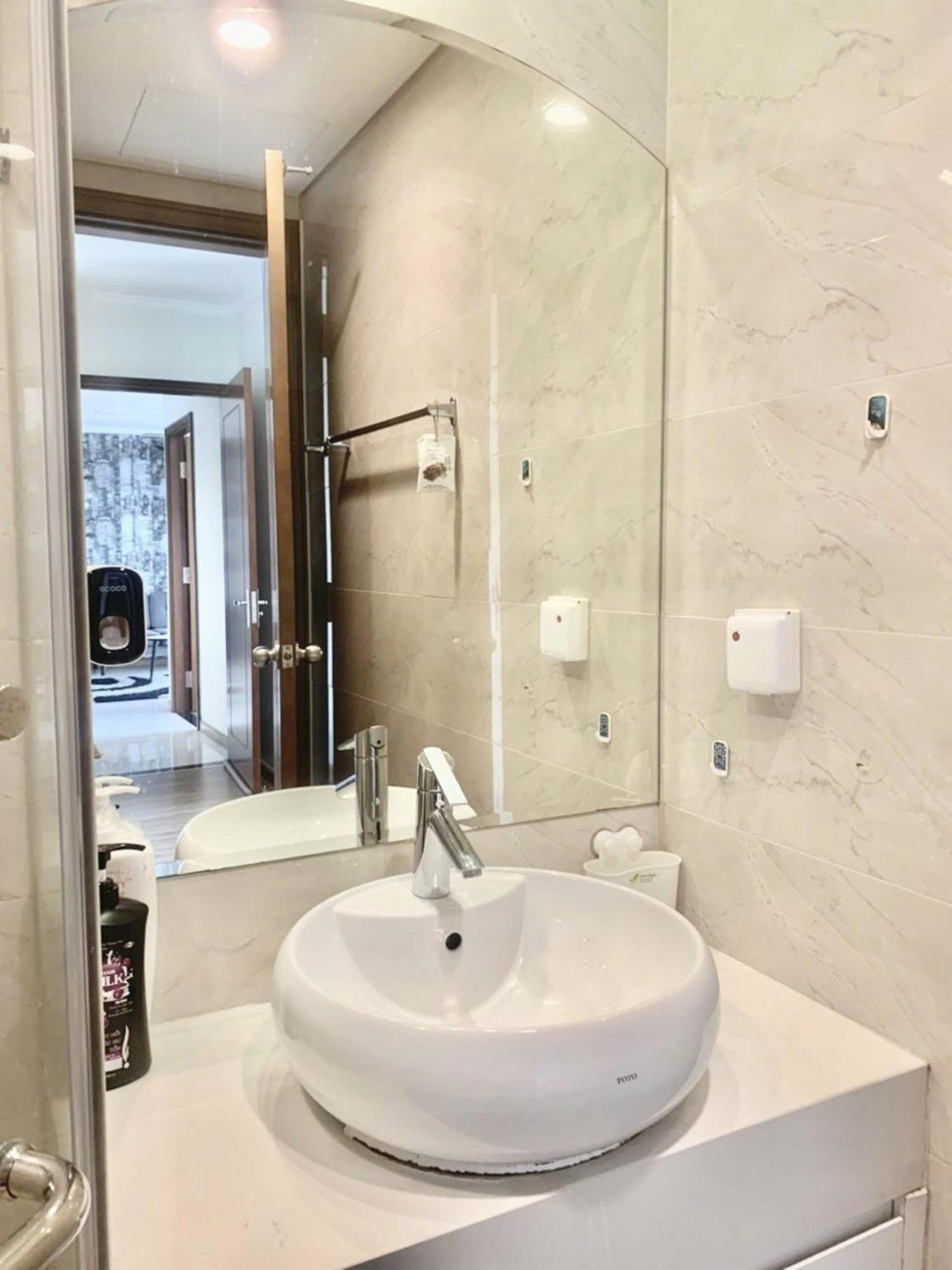 Mott Haven Apart - Vinhomes Central Park, Landmark 81 Area & Ice Rink Ho Chi Minh-stad Buitenkant foto